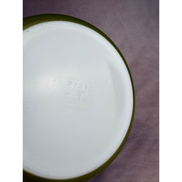 Vintage Pyrex Spring Blossom 475-B Mixing Bowl Green Flowers Pattern - Picture 11 of 11